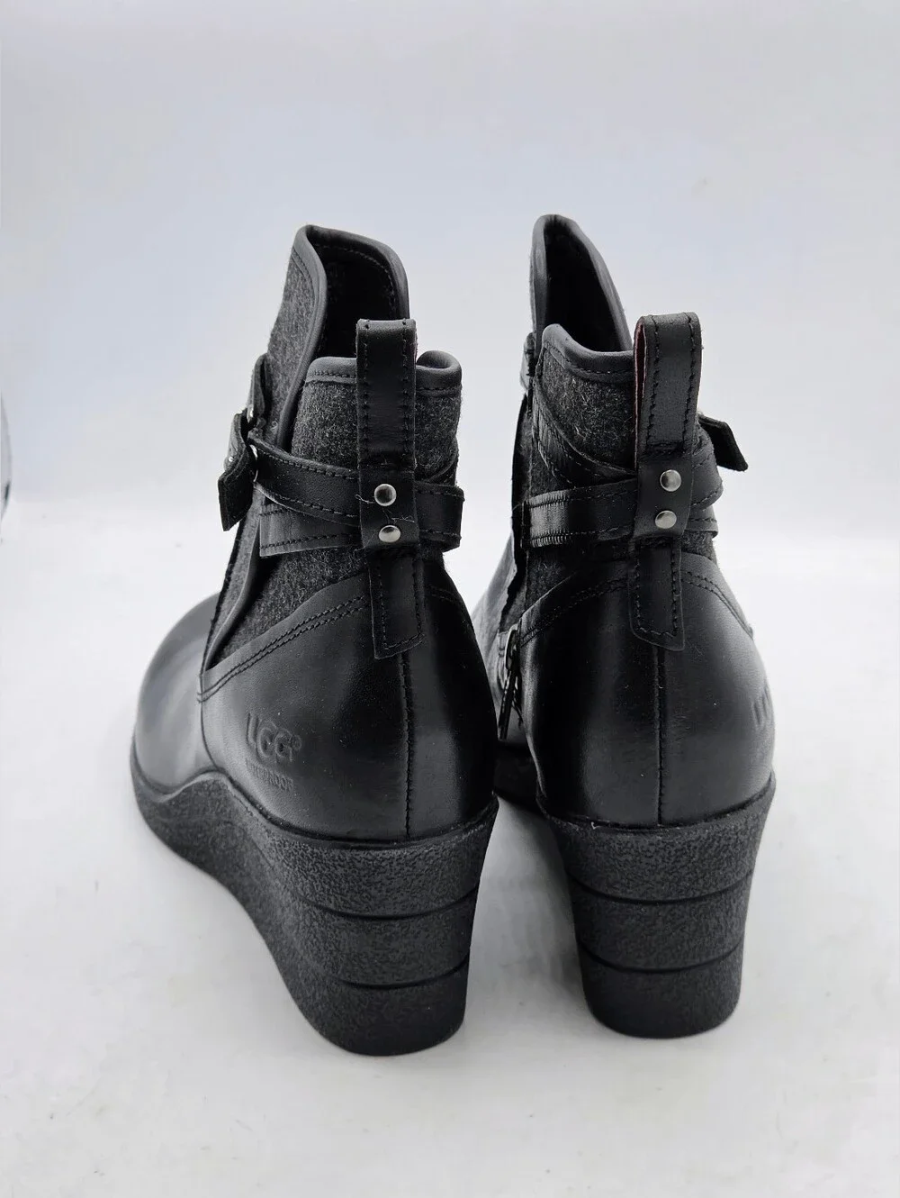 ​UGG Australia Emalie Waterproof Black Leather Wedge Booties Size 7